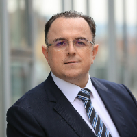 Ali Üresin